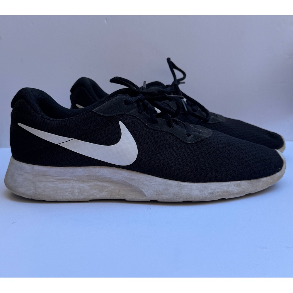 Nike Tanjun Black White Men's Size 12 Athletic Running Shoes Sneaker 812654-011